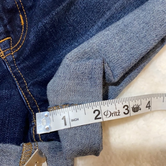 American Eagle hi-rise “shortie” shorts. Dark wash/cuffed/super stretch. Size 10 - Picture 10 of 11